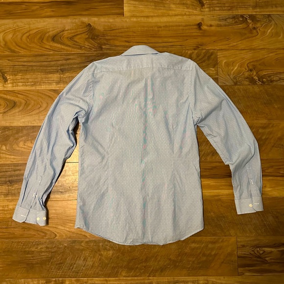 Express Patterned Button Down - Light Blue* - Picture 4 of 4